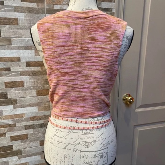 Free people Sleeveless boho Top/tank wrap around style w beach resort vacay vibe - Picture 12 of 14